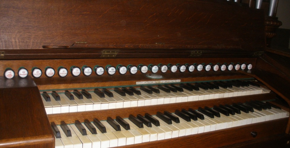 Console d'harmonium restaurée